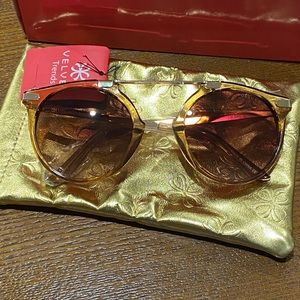Velvet Eyewear Sunglasses